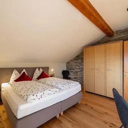 Weinangerhof St Pauls Farm stay Missiano